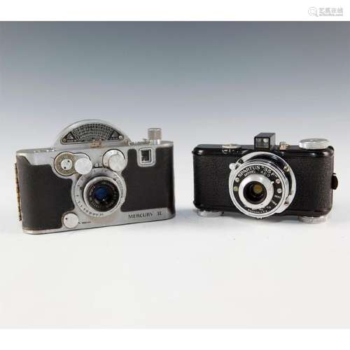 PAIR OF RETRO ART DECO AMERICAN STILL CAMERAS