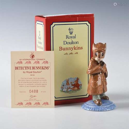 ROYAL DOULTON BUNNYKINS FIGURINE DETECTIVE DB193