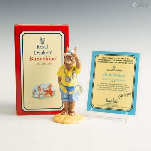 ROYAL DOULTON BUNNYKINS FIGURINE TOURIST DB190