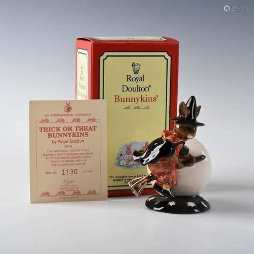 ROYAL DOULTON BUNNYKINS FIGURINE TRICK OR TREAT DB162