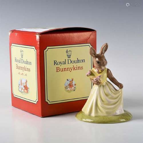 ROYAL DOULTON BUNNYKINS FIGURINE WITH LOVE DB269