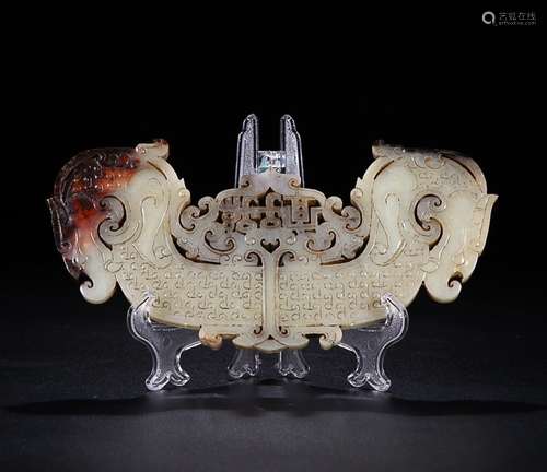 WHITE HETIAN JADE DRAGON ORNAMENT