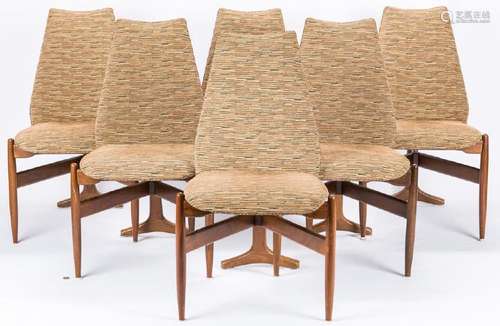 8 Mid Century Modern T Back Chairs