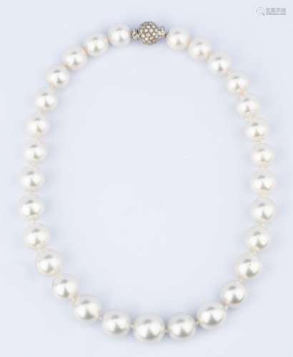 South Sea Pearl Necklace, 13.1-16.6mm
