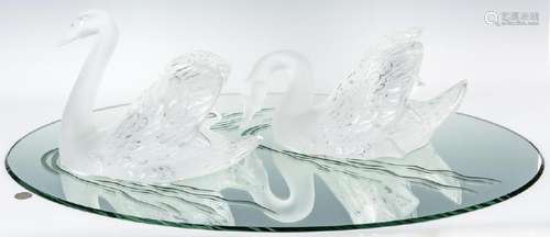 Pair of Lalique Cygnes Swans with Mirror