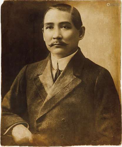 孙中山（1866～1925）罕见大幅肖像照