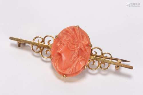 Ladies 9ct Gold and Coral Bar Brooch,