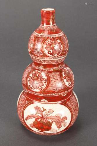 Japanese Kutani Triple Gourd Vase,