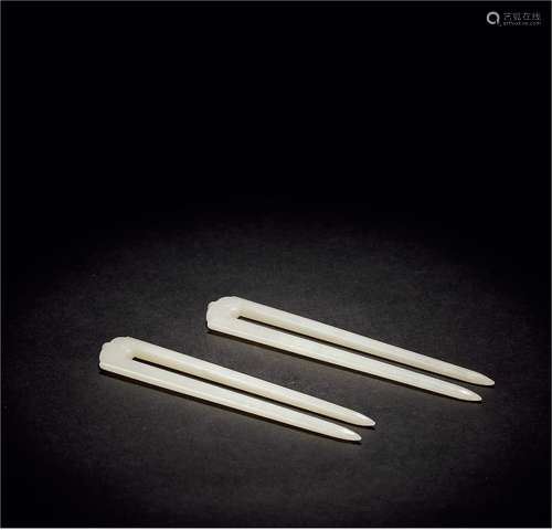 宋·白玉发簪一对 SONG DYNASTY  A PAIR OF WHITE JADE HAIRPINS