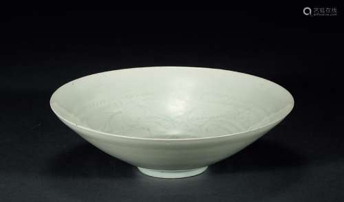 宋·影青娃娃碗 SONG DYNASTY  A PALE CELADON-GLAZED BOWL