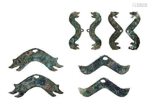 战国·龙形、猪形仿生桥梁币一组四枚 WARRING STATES PERIOD  FOUR BRONZE COINS