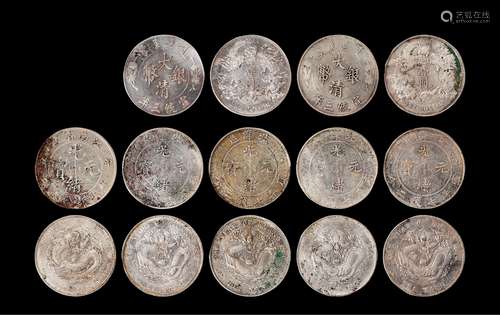 清·银币一组七枚 QING DYNASTY  SEVEN SILVER COINS