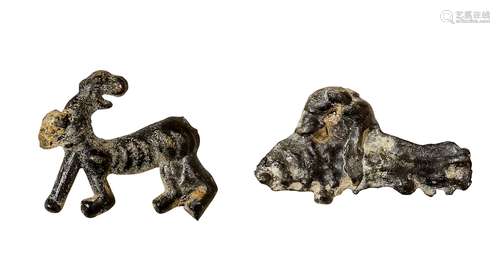 汉·虎币、鱼币（铅质）一组二枚 HAN DYNASTY  A TIGER-SHAPED LEAD COIN AND A FISH-SHAPED LEAD COIN