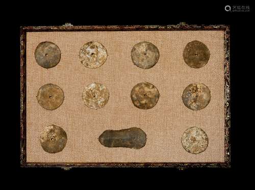 西周-战国·大型原始铅贝币一组十一枚 WESTERN ZHOU DYNASTY-WARRING STATES PERIOD  ELEVEN LARGE LEAD COINS