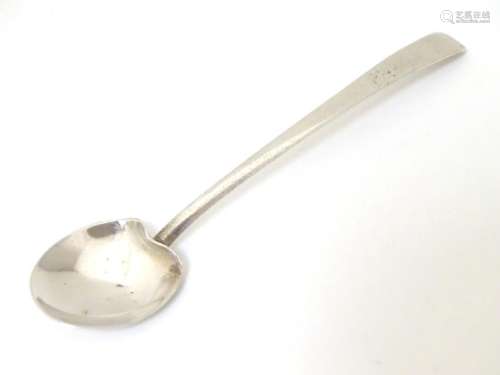 A silver Art Nouveau spoon hallmarked Birmingham 1918