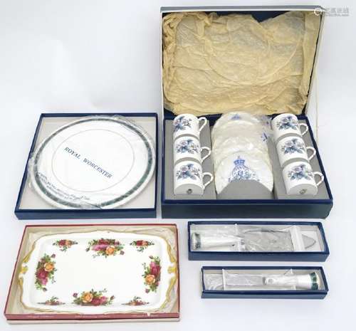 A quantity of Royal Worcester wares to include a