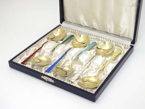 Scandinavian Silver : A cased set of 6 Danish silver