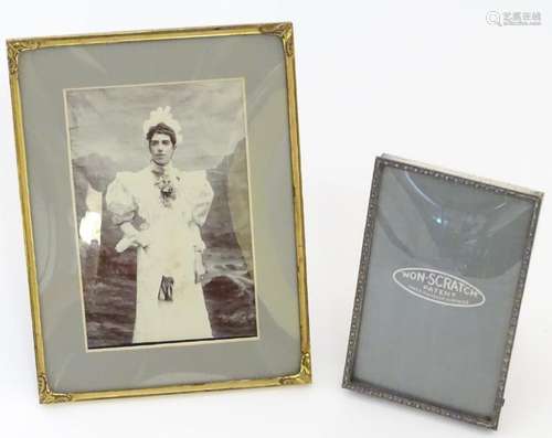 Photograph Frames: Early 20thC 'Non Scratch Patent'