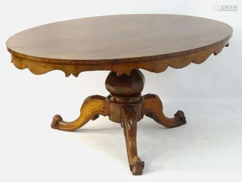 A mid 19thC mahogany dining table / breakfast table