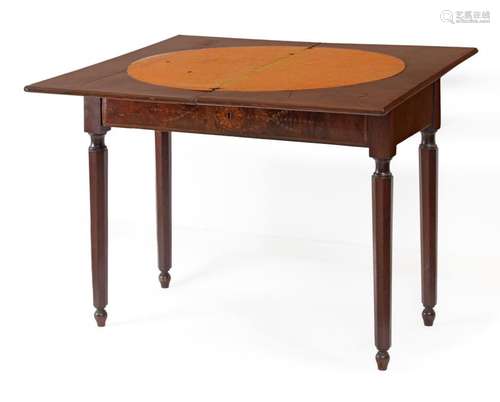 Mesa de juego española época Carlos IV circa 1800