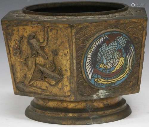 VINTAGE JAPANESE CLOISONNE BRONZE URN, 10