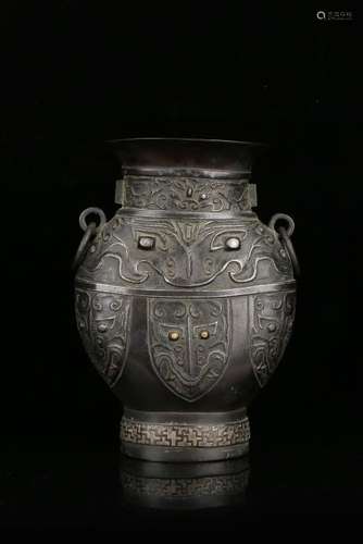 A GOLD-INLAID BRONZE VASE.QING DYANSTY