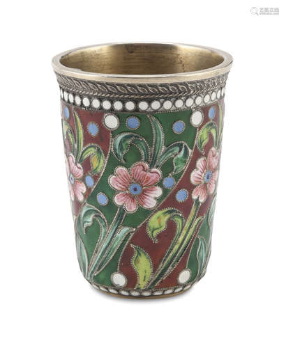 BEAKER IN SILVER AND ENAMEL, PUNCH MOSCOW 1899/1908 body decorated with flowers in polychrome