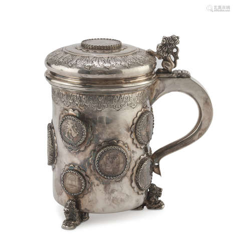 BEAUTIFUL SILVER TANKARD, PROBABLY AUSTRIA-HUNGARY EARLY 20TH CENTURY cylindrical body with inserted