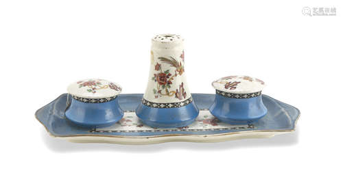 TOILET SET IN PORCELAIN, LATE 19TH CENTURY decorated in light blue enamel and polychromy with floral