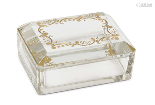 BOX IN CRYSTAL GLASS, '40s engraved and decorated in gold. Measures cm. 6 x 9 x 12. SCATOLA IN