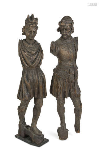 FLEMISH SCULPTOR, 16TH CENTURY Prince in arme Princess Remain of two oak wooden sculptures, cm.