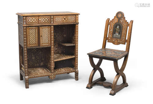 SMALL SIDEBOARD AND CHAIR IN BOXWOOD, PROBABLY FLORENCE FINE 19TH CENTURY with rich vegetal inlays