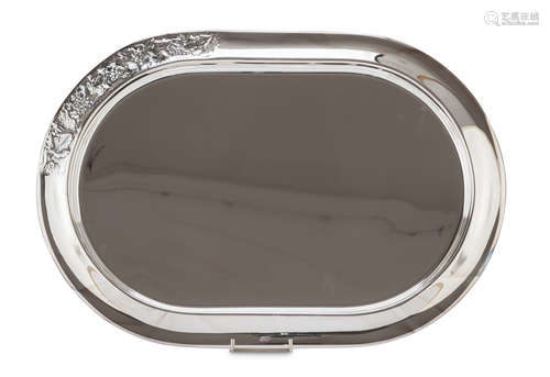 SILVER-PLATED TRAY, PUNCH FLORENCE 20TH CENTURY smooth ground, border embossed with vegetal