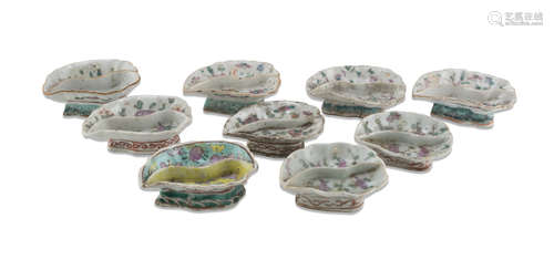 NINE APPETIZER PLATES IN POLYCHROME ENAMELLED PORCELAIN, CHINA EARLY 20TH CENTURY decorated with