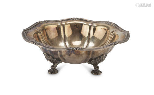 SMALL SILVER BASIN, PUNCH SAINT PETERSBURG 1844 to gilded ground, with edge chiseled to scrolls