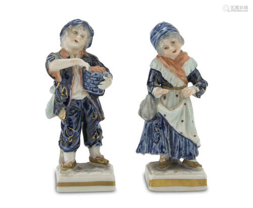 A PAIR OF PORCELAIN FIGURES, GINORI EARLY 20TH CENTURY in polychromy, representing little boy and