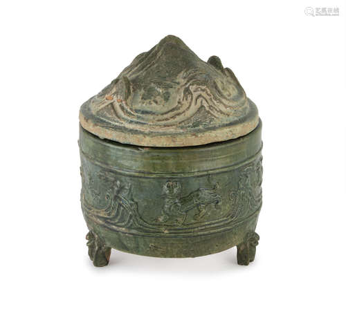 JAR WITH COVER IN GREEN GLAZED EARTHENWARE, CHINA HAN DINASTY (206 B.C. - 220 A.C.)