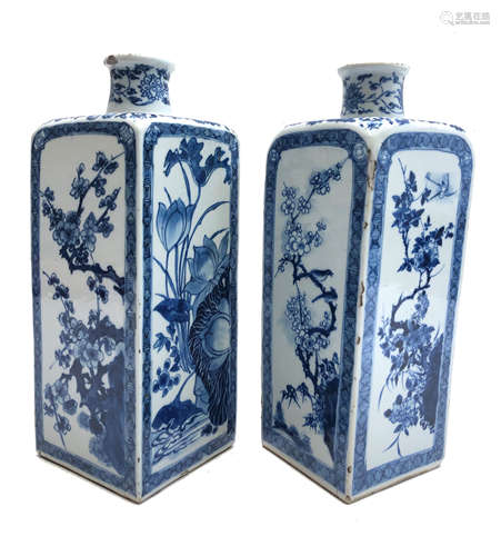 A near pair of Chinese blue and white porcelain flasks, Kangxi period,