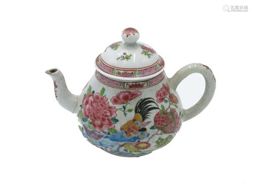 A Chinese famille rose teapot, decorated with cockerels amongst foliage, height 10.5cm.