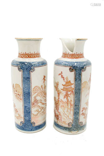 A pair of Chinese porcelain cylindrical vases, Qing period, early 18th century,