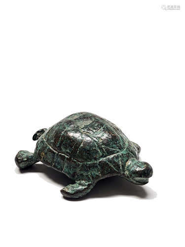 A Japanese bronze model of a turtle, length 6cm.