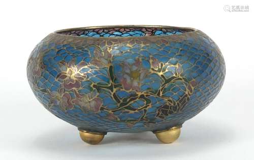 Japanese Plique-à-jour enamel three footed bowl, enamelled with flowers, 10.5cm in diameter : For