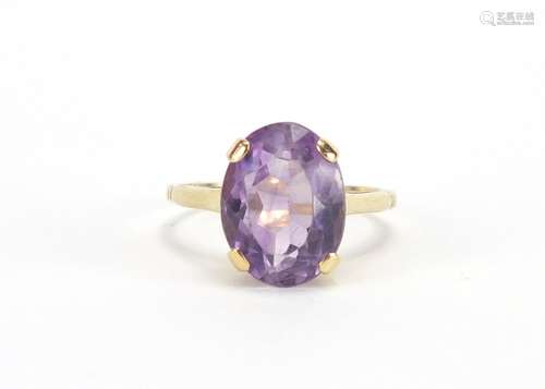 9ct gold amethyst solitaire ring, size M, approximate weight 3.6g : For Further Condition Reports