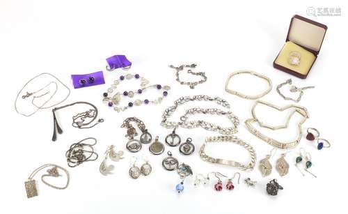 Silver and white metal jewellery including necklaces, bracelets and earrings, approximate weight