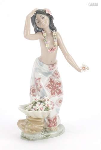 Lladro figurine Hula girl 1480, 21cm high : For Further Condition Reports and Live Bidding Please Go