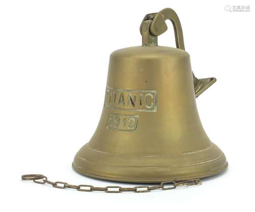 Titanic style ships bell, 20cm high : For Further Condition Reports and Live Bidding Please Go to