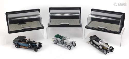 Three Franklin Mint Rolls Royce die cast vehicles : For Further Condition Reports and Live Bidding