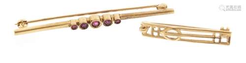 9ct gold ruby bar brooch and a 9ct gold Rennie Mackintosh style brooch, the largest 5.5cm in length,