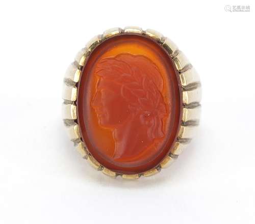 9ct gold intaglio seal signet ring, size O, approximate weight 6.4g : For Further Condition