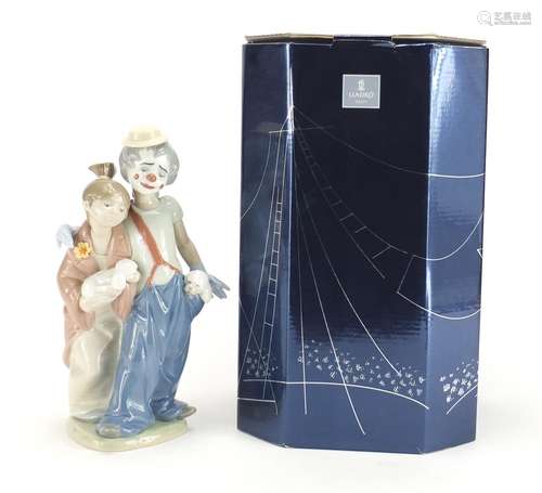 Lladro clown figure group Pals Forever with box, numbered 7686, 22.5cm high : For Further